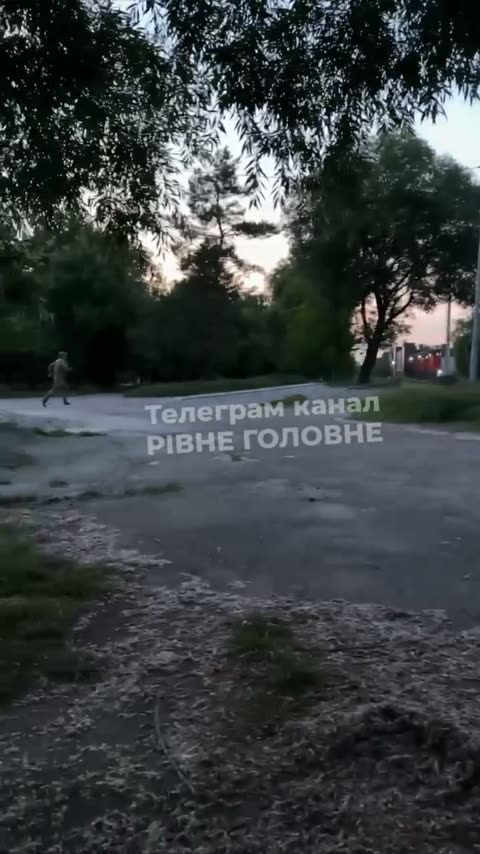 Кадр із відео до справи 33