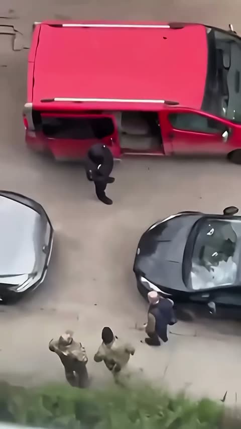 Кадр із відео до справи 28